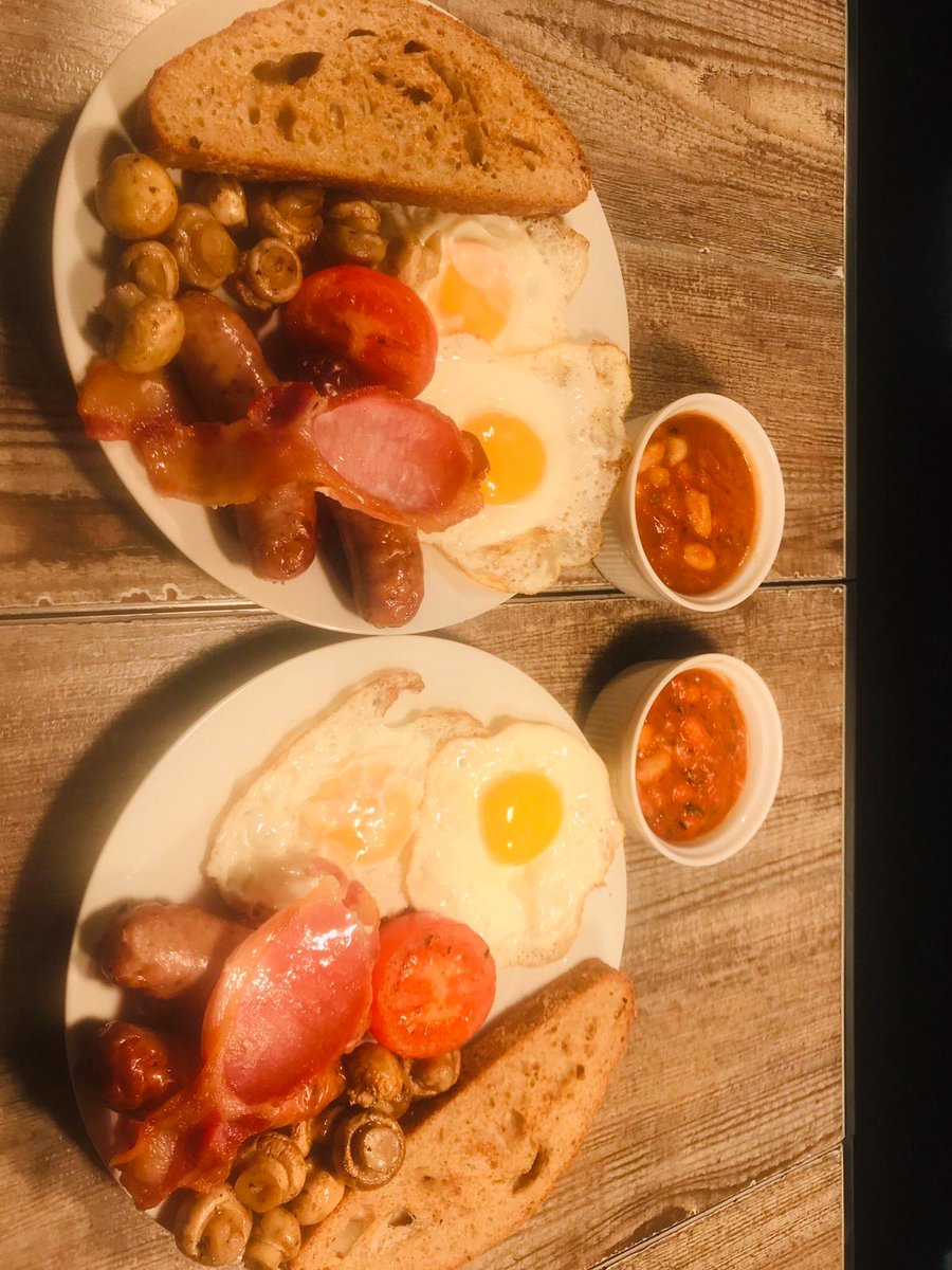 Some of our freshly cooked breakfasts served this morning!☀️