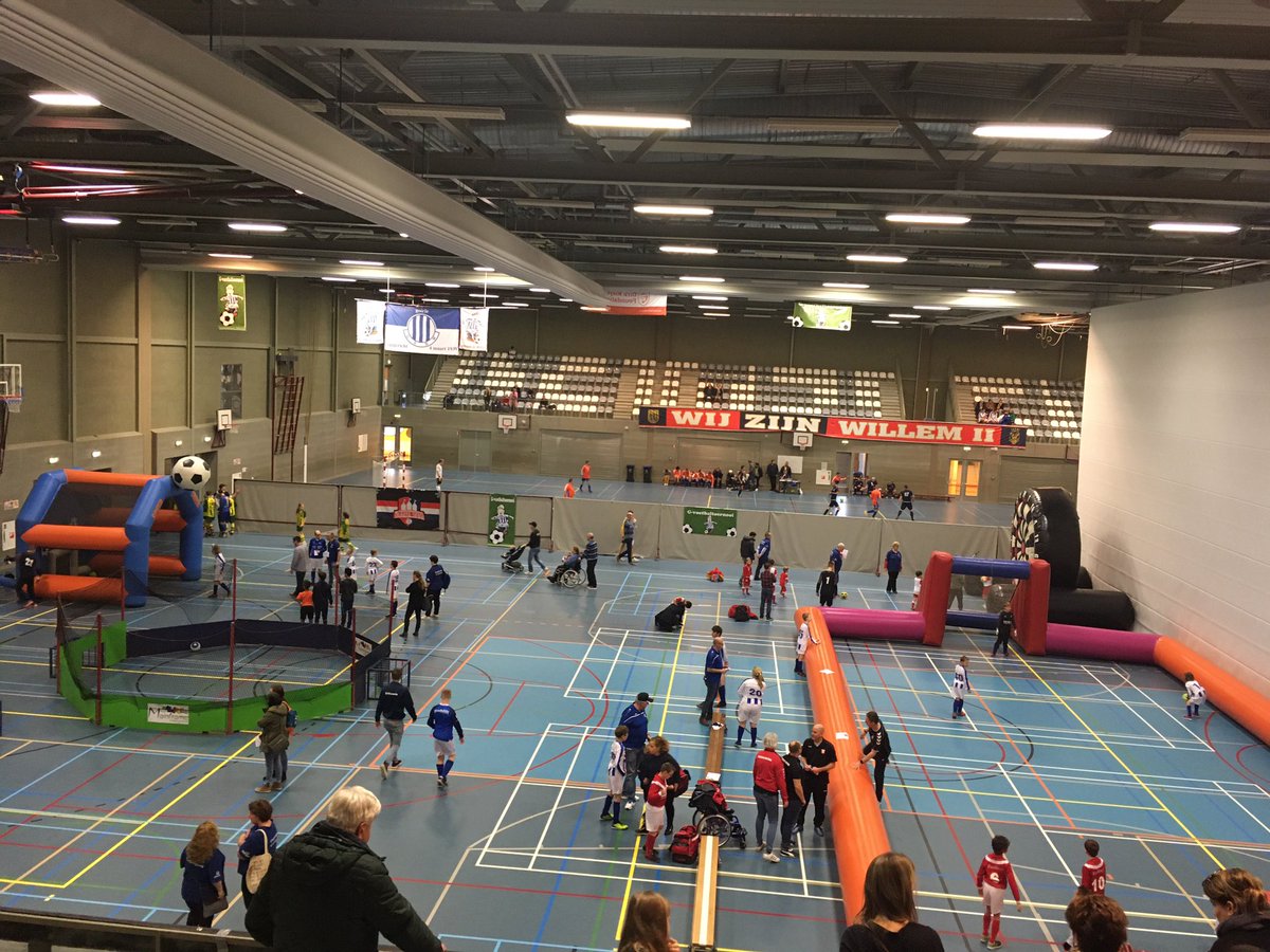 GSBW G-zaalvoetbaltoernooi in volle gang! #sportplezier #enthousiasme #steunpuntaangepastsportenmiddenbrabant <a href="/UniekSportenNB/">Uniek Sporten Brabant</a> #TKwadraat @sportintilburg