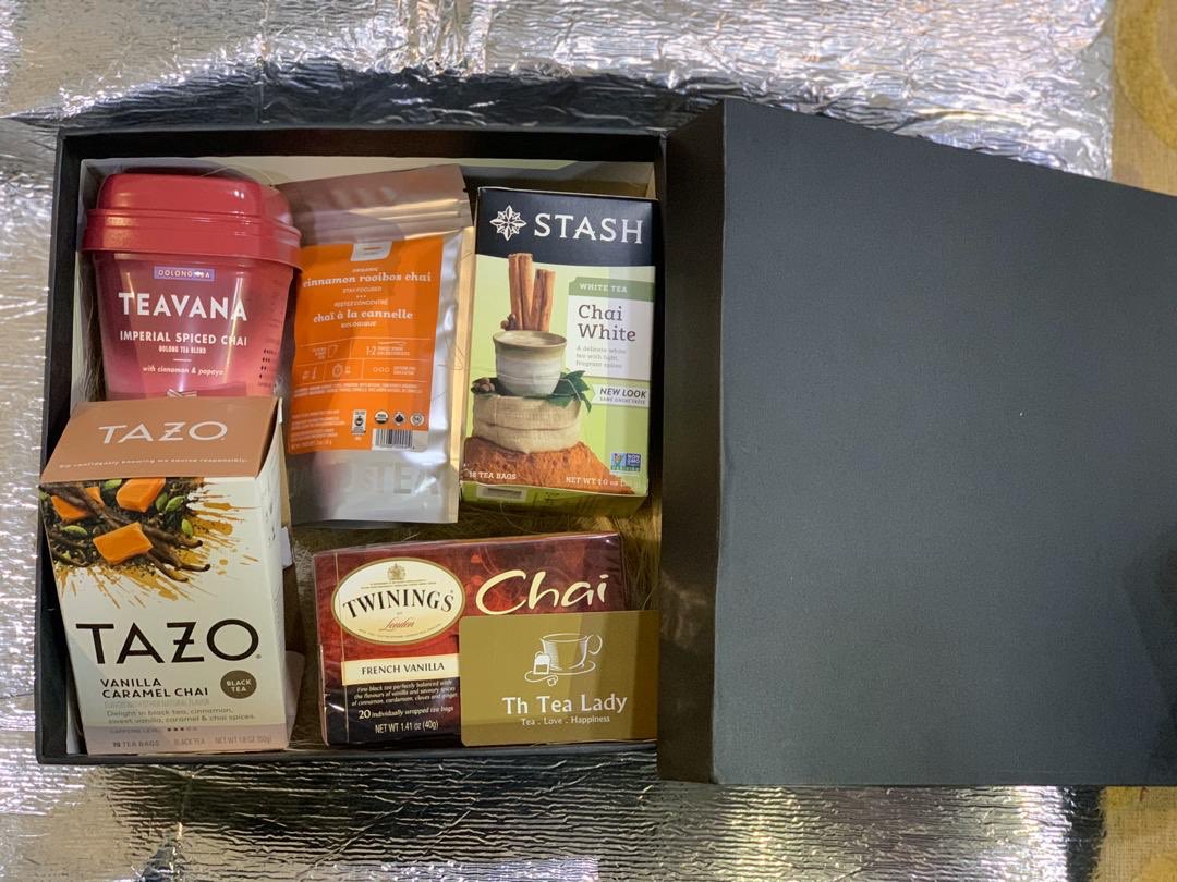 thtealady's tweet photo. All teas, Chai!
A box full of chai tea for someone special.
Can you tell what the recipient’s favorite tea is???
Too easy.
.
#thtealady #giftsoftea #tea #love #happiness https://t.co/zhPU3a87Hu