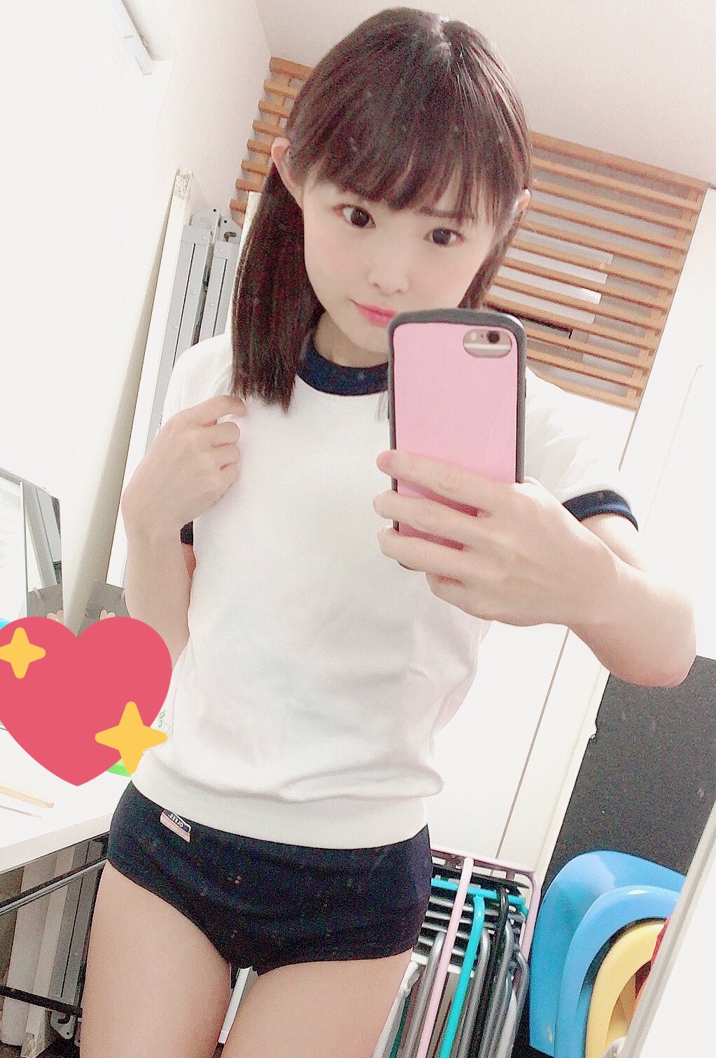 初芽りな 