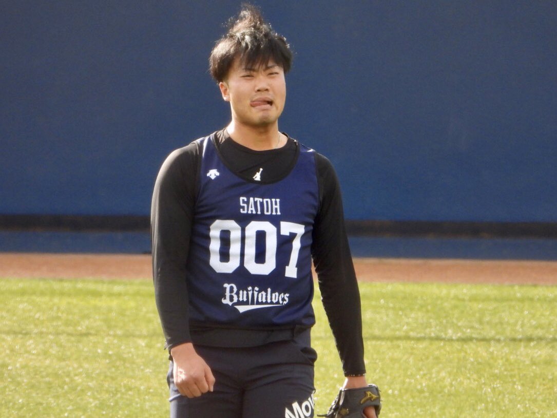 LifeShuichi's tweet photo. オリックス舞洲新人合同自主トレ
育成ドラフト 7位
佐藤優悟選手 背番号 007 仙台大
新人の中ではリーダータイプかな
【2020.1.9 舞洲オセアンBS】① https://t.co/EdO30h05DY