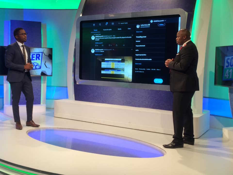 Official_SABC1's tweet photo. Here's whats on next:
13:30 #PlayingForTheCoach
14:00 #Laduma https://t.co/iwDqod0WbP