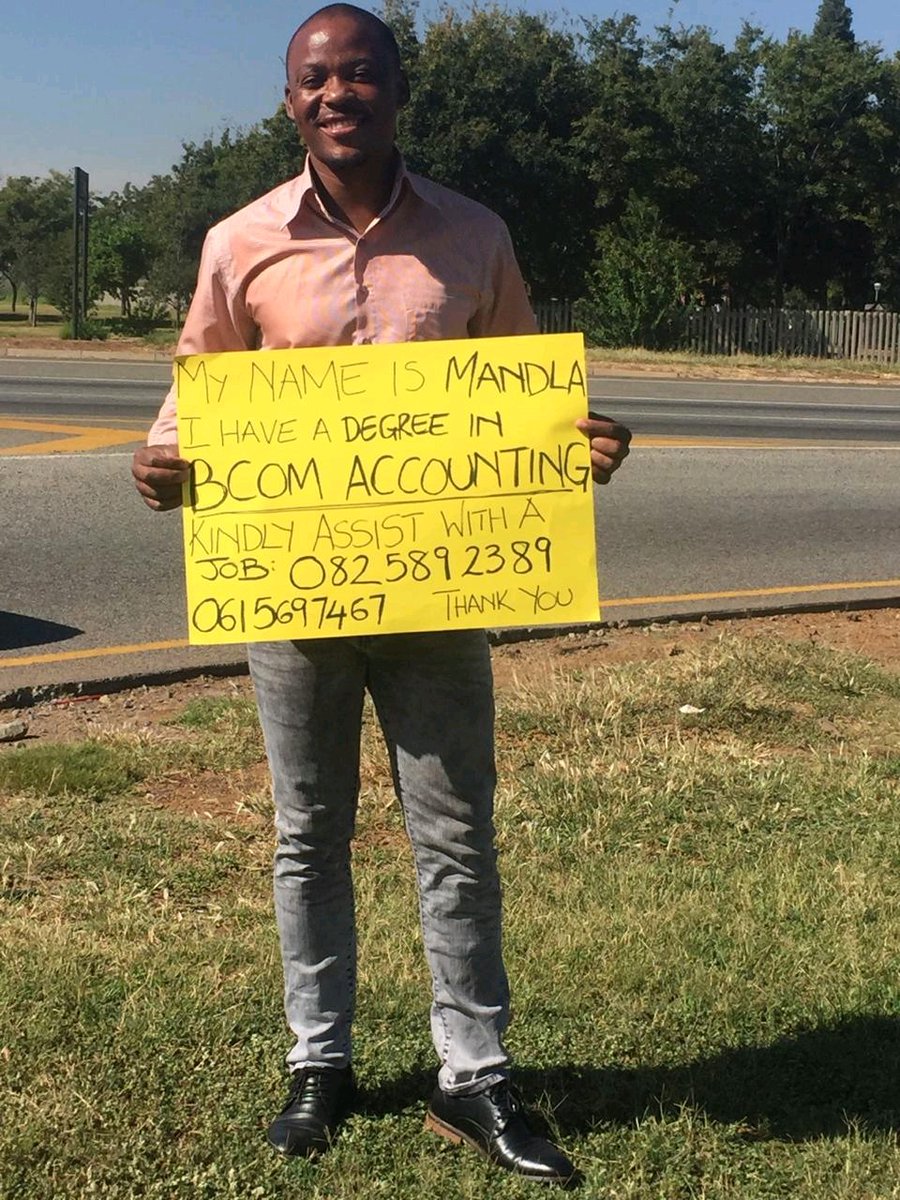 CareerAidAfrica's tweet photo. Let's assist Mandela who is willing to volunteer with no salary/stipend for 6 months as Accounting trainee or Auditor.
RT for Awareness! https://t.co/i6AKSkytCD