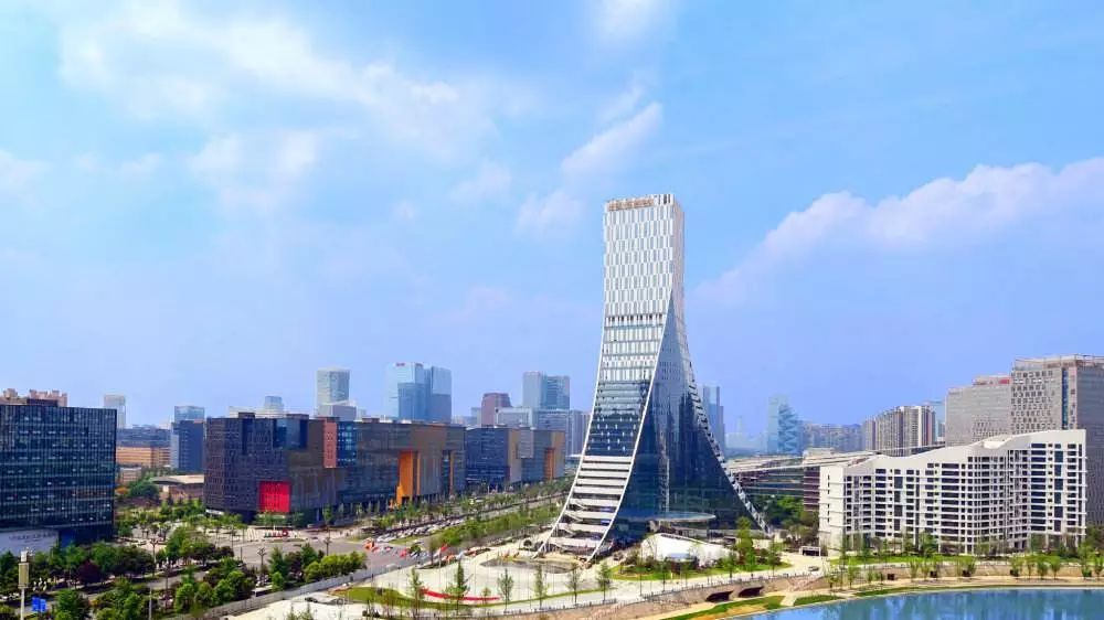 Chengdu_China's tweet photo. 19 foreign countries have been approved to set up their consular agencies in #Chengdu. To date Chengdu has established a sister-city relationship or a friendly and cooperative tie with 103 foreign cities.   #InChengdu #VibrantChengdu https://t.co/cPaBt2vRqw