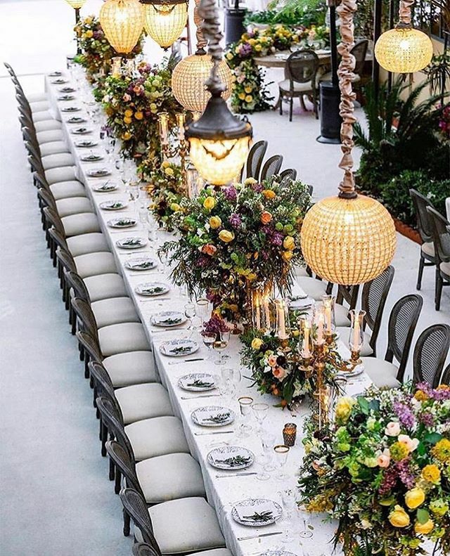 Hello beautiful.... Repost from <a href="/elegantcreators/">ElegantCreators</a> using <a href="/RepostRegramApp/">Wendland Averil</a> - Dreamy outdoor wedding reception 💗
Design &amp; Planning <a href="/bestbride_/">Best Bride</a> || Rental Decor @palacepartyrental || Florals <a href="/butterflyfloral/">Inna Savluk</a> || Chandeliers <a href="/ambereventprod/">Amber Event Prod.</a> || Linens @latavo… ift.tt/2uk1UVf