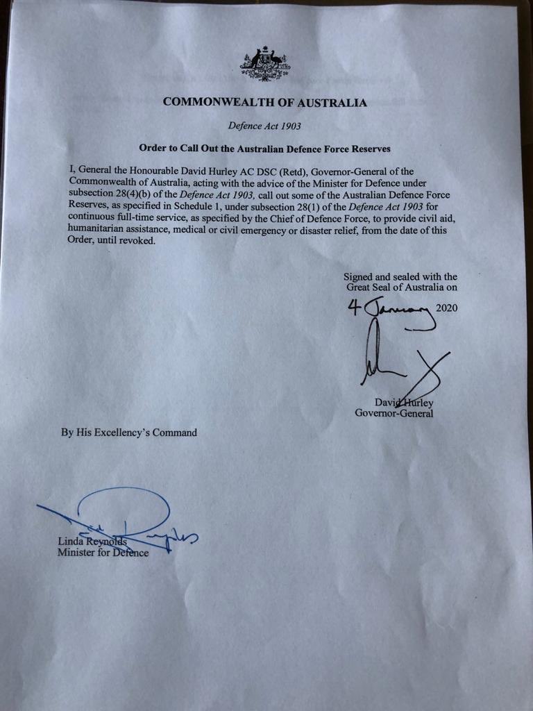 lindareynoldswa's tweet photo. On my recommendation, the Governor General has authorised the compulsory Call-Out of @FORCOMDAusArmy Reservists to support the #bushfire response. This was not done lightly. In coming days 3 Brigades will provide civil aid, humanitarian support, medical/civil emergency relief https://t.co/Va7g96Xxw0