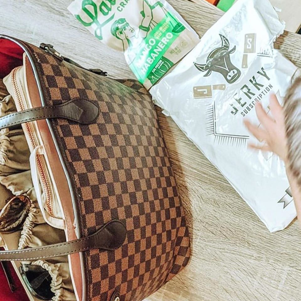 jerkysub's tweet photo. Better luck next time @kaysdailyinsight! She tried to hide her jerky subscription in her purse but little man found it (swipe to see!) 😂🥩📦 https://t.co/SemL7duvP3