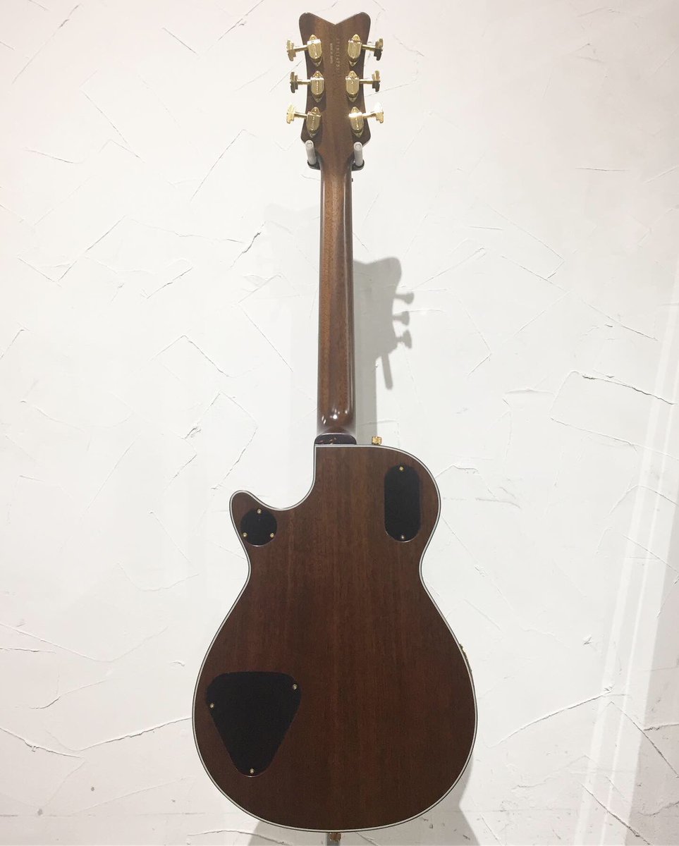 gakkicenter's tweet photo. GRETSCHの国内限定モデル🐧
こちらのペンギンは、ボディ・トップとヘッドストック・フェイスにフレイム・コアを使った豪華なモデルです✨
残り僅かとなっておりますので、お探しだった方は、是非一度ご検討ください😊
#gretsch #g6134 #penguin #flame #koa #rock #rocknroll #cool #limiteded #映え https://t.co/inZPL6jeUn