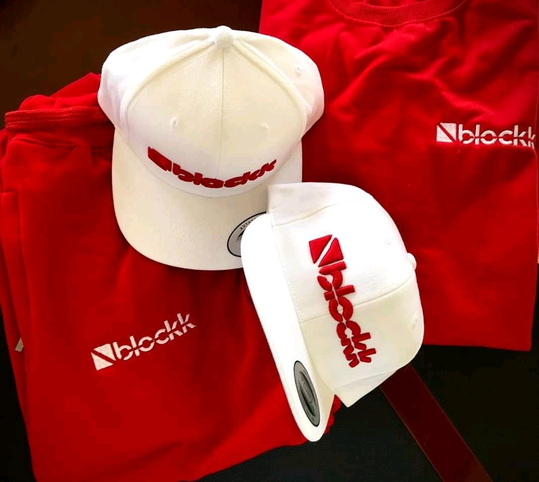 Sphe_trifecta's tweet image. Show some love for Durbans leading Apparel brand: Blockk Apparel 
We have the finest quality of products and you will see it being rocked by people such as @BEAST_RSA  , it is great

For orders : 065 959 7591
Instagram: blockk_apparel

#blockkapparel
#blockk

#djsbu 
@djsbu