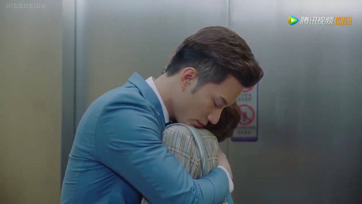 Broken fang  want her warm hug  he knows where's his comfort zone.  #MyGirlFriendIsAnAlien From the whole series I picked this scene as my favorite  it's short it's touching it's deep  only iss show ke viewers can understand.