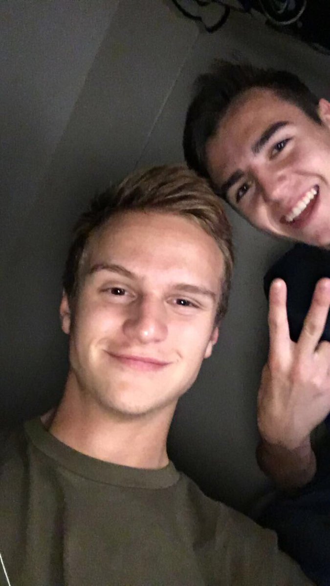 chasewalter7's tweet photo. Wishing the happiest bday to my homie since 6th grade👌🏼don’t party too hard without me;) @TreyWeunski https://t.co/rX1t04OGT2