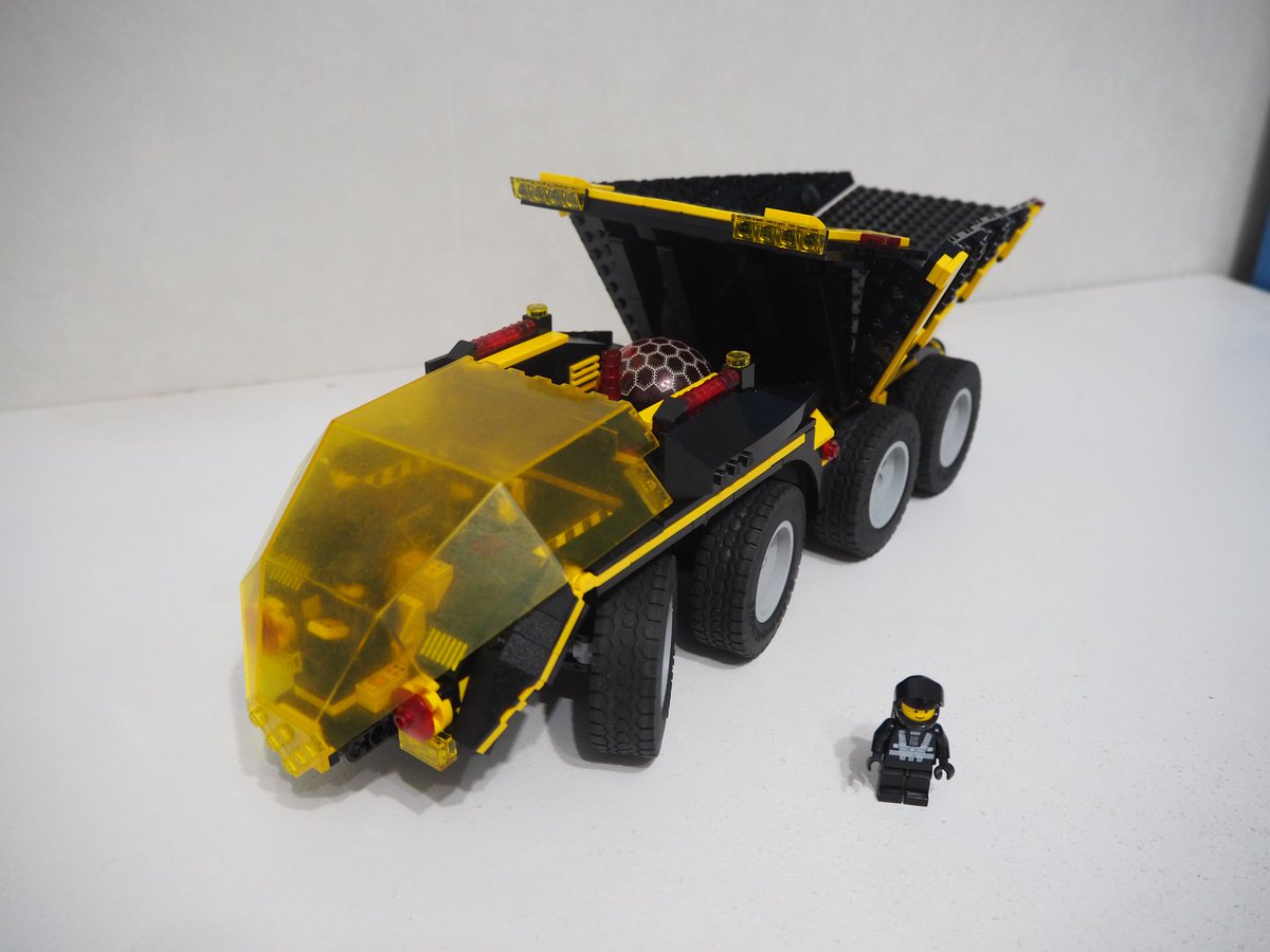 BlacktronSF's tweet photo. Challenge Winners! Commanders Pots and Ward for the holiday theme of the month and build of the month! @BlacktronSF #LEGO #blacktron https://t.co/qJO0c1gbCN
