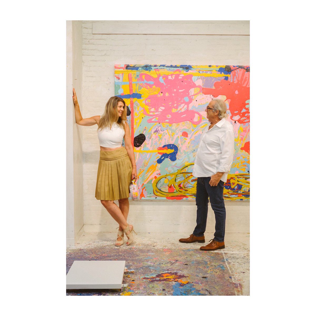DanielaZNY's tweet photo. @DZZoneNYC 2020
Collaboration with American #Abstract #Artist Peter Reginato @reginatopeter #wearableart #LimitedEdition #style #fashion 
Photo Credit: @derek.balarezo 
Style/ Makeup: @dustinlujan https://t.co/bxRLDIL2qL