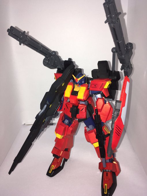 ガンダムマークⅡ2号機中距離支援用アーマード
中距離支援を目的とした重火力 重装甲 機動力とビーム威力を増すジェネレーター増設
おおよそUC90年ごろに集められそうなパーツで構成 