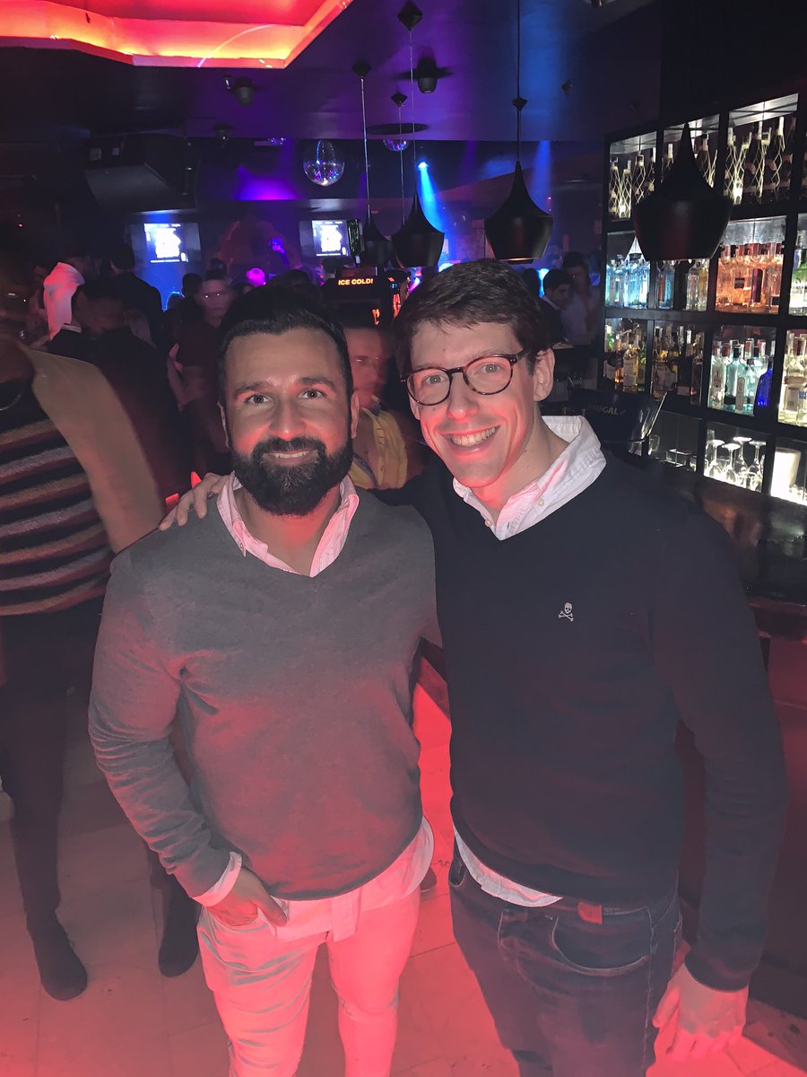 JuanGiraldo24's tweet photo. Las noches en @uthopiasevilla siempre son especiales...
#Uthopia #Sevilla #Noche #Fiesta #Enbuenacompañía #Genteguapa https://t.co/P8tYJ4h9Na