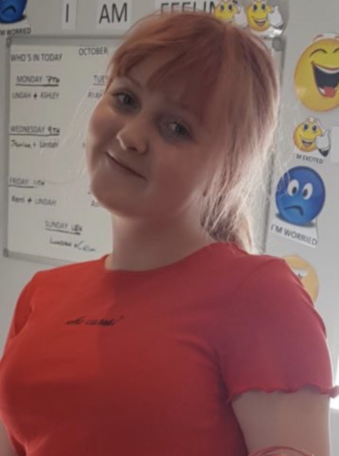 MISSING:
15 y/o Sophie O Hagan was last seen leaving her home address at Balderston Cottages in Linlithgow at around 6.20pm on Tuesday, 31 December, 2019 and has not been seen or heard of since. There is growing concern for her welfare.