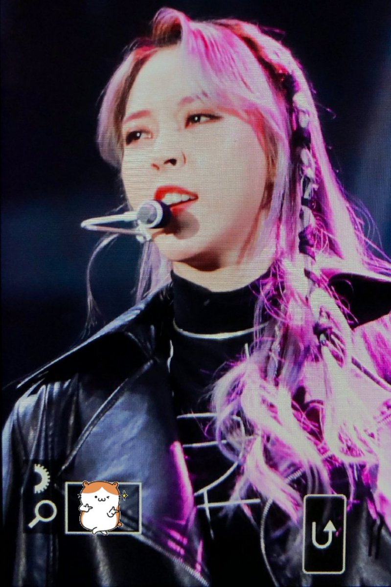 200104 골든디스크어워즈 

#문별 #MOONBYUL #마마무
#MAMAMOO