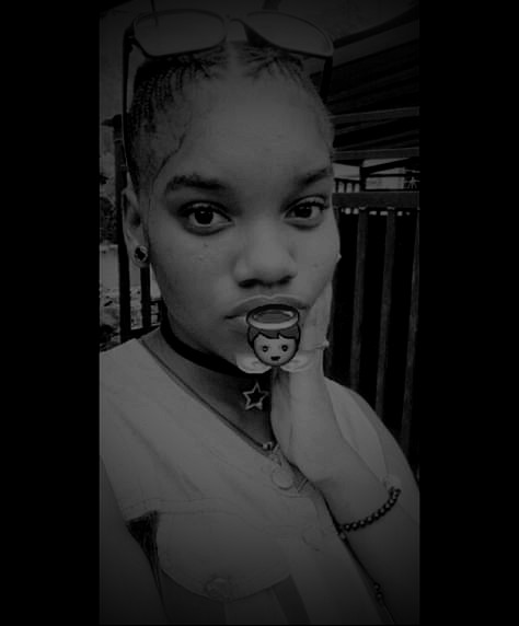 AndyLa's tweet photo. My wish:
Just to kiss her and take her pain away 😇💫💓👈 https://t.co/1H8wh7Tbk9