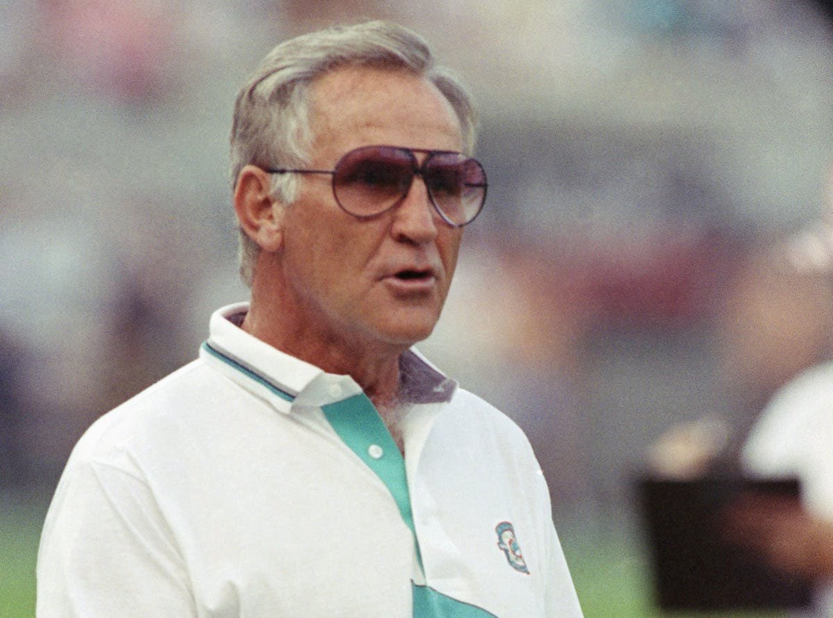 Happy Birthday zum 90. Geburtstag dem grössten Coach der NFL Geschichte - Don Shula!! 