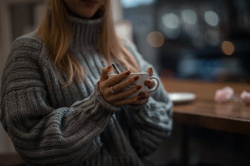 CindyLian8's tweet photo. This cup of cappuccino and the sweater is for you~ #clothesmatch #mylookbook #dailywear
#warmwinter #fatfashion #basicstyle 
#treatpeoplewithkindness
#just4unique #just4uniquecom #just4uniquelian
https://t.co/SJ0EDlFUMl https://t.co/u2Hgpucmoh