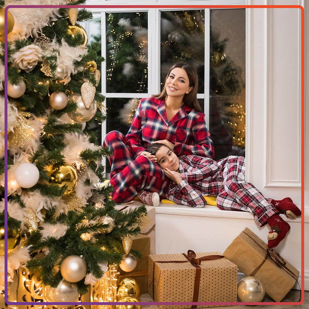 Новогодняя Ани Лорак с дочкой Софией 🎄😍
Как проходят праздники?