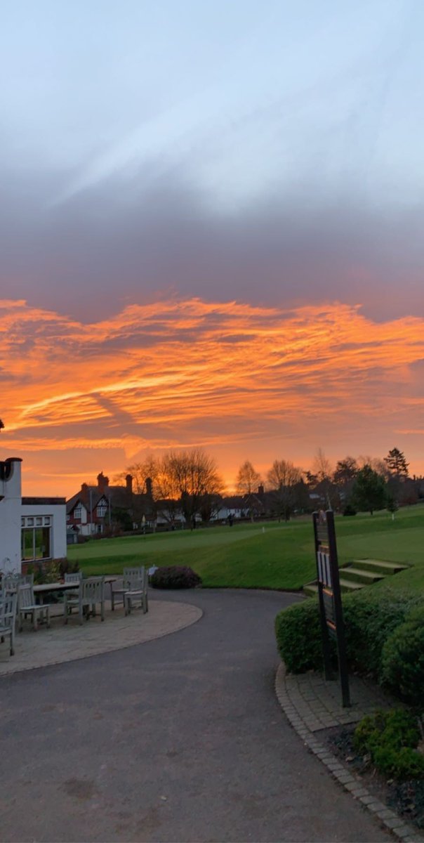 It’s was a lovely morning <a href="/GolfTrentham/">Trentham Golf Club</a> for the first competition of they year. #golf #January #trentham #newyear #redsky