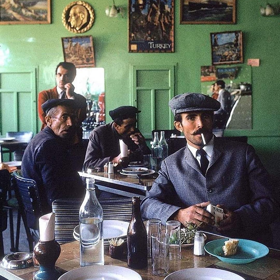 ABD'li ünlü fotoğrafçı Bill Ray, "Karşımda mükemmel bir adam vardı, tek yapmam gereken deklanşöre basmaktı" diyordu.
1970 Nevşehir