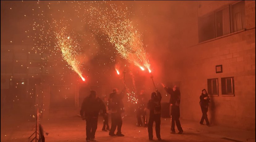 TronadaSAB's tweet photo. La màgia del foc i del so. #colors    #roig #encesafinal #tronada #adrilandia #2020 https://t.co/sU3Ohh8NGZ