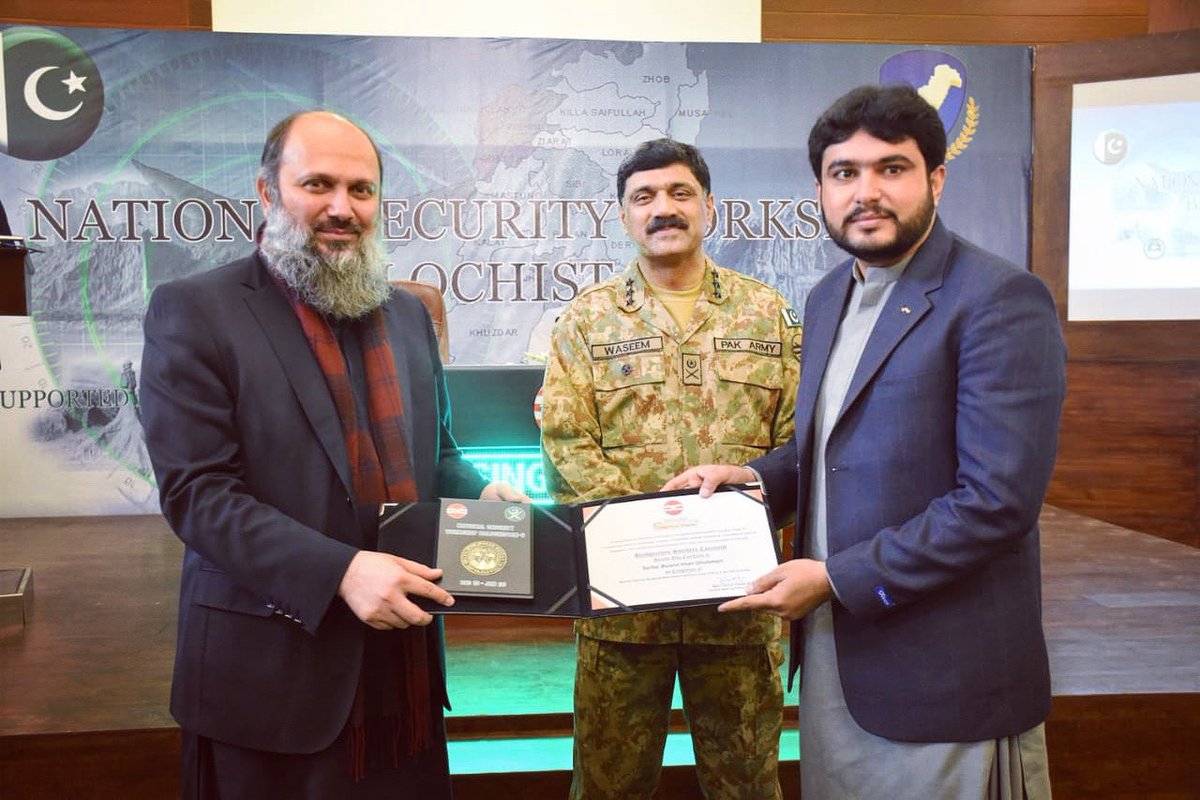 SardarGhulamani's tweet photo. Receiving the graduation certificate from the honourable chief minister Balochistan @jam_kamal and commander southern command.
#NSWB-V https://t.co/APxtS9msKW