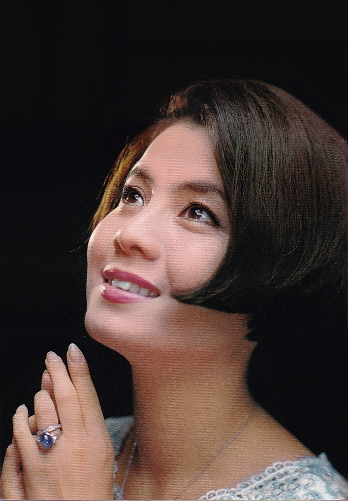 若林伸重 かつてnhkで銀河テレビ小説というシリーズがあった そのひとつ わらの女 カトリーヌ アルレーの有名な悪女サスペンスでジーナ ロロブリジータとショーン コネリー主演で映画化もされた Nhk版の主演は 大空真弓 もう原作を凌駕する素晴らし 若林伸重 かつてnhkで銀河テレビ小説というシリーズがあった そのひとつ わらの女 カトリーヌ アルレーの有名な悪女サスペンスでジーナ ロロブリジータとショーン コネリー主演で映画化もされた Nhk版の主演は 大空真弓 もう原作を凌駕する素晴らし