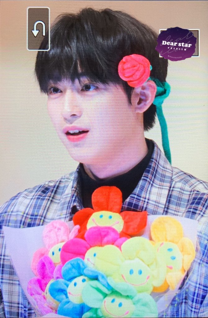 dearstar0204's tweet photo. 200104 팬미팅 3부

아 이제 밥안먹어도 배부름(아님😜)

#준섭 #신준섭 https://t.co/b3VC4siG5D