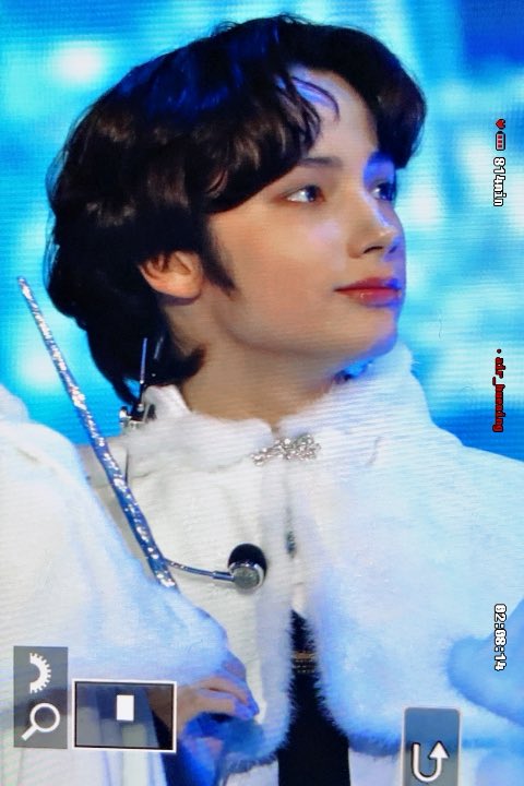 air_huening's tweet photo. 200104 골든디스크 #휴닝카이 #HUENINGKAI 

❄️ 🥺

#투모로우바이투게더 #TOMORROW_X_TOGETHER #TXT 
@TXT_members https://t.co/9xNwmbofea