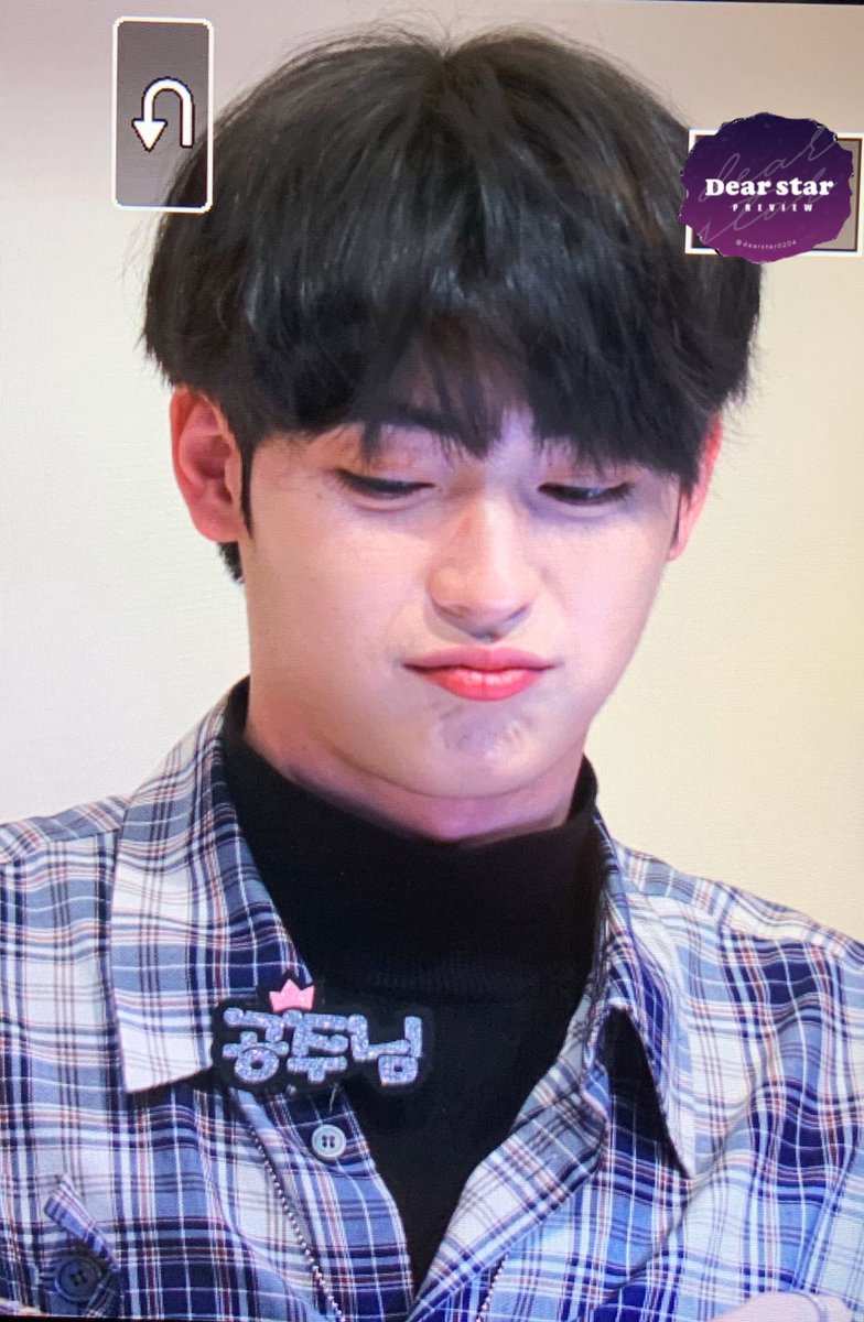 dearstar0204's tweet photo. 200104 팬미팅 4부 

울 공주 👑👍🏻♥️

#신준섭 #준섭 https://t.co/0Ssxx27NdO