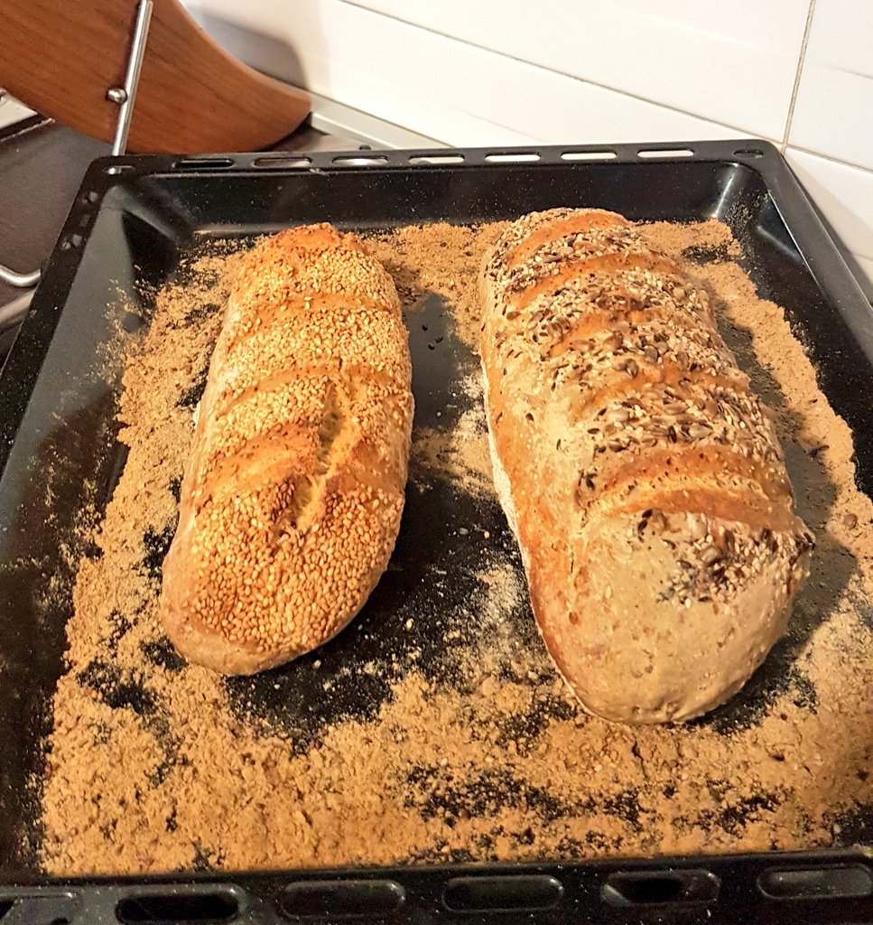 menclamen's tweet image. #pane #lievitomadre
...#MyBread
Ripetuto.
#2020goals #4gennaio