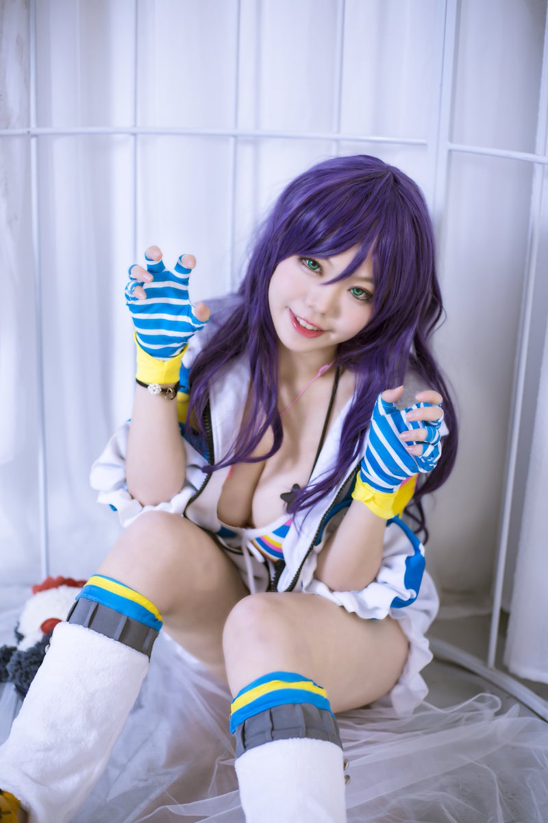 luokekess's tweet photo. Tojo Nozomi cosplay  Penguin keeper，cute penguin

東条希のコスプレ��ペンギン��育員，かわいいペンギンさん
lovelive cos https://t.co/XxJYMVDrTS