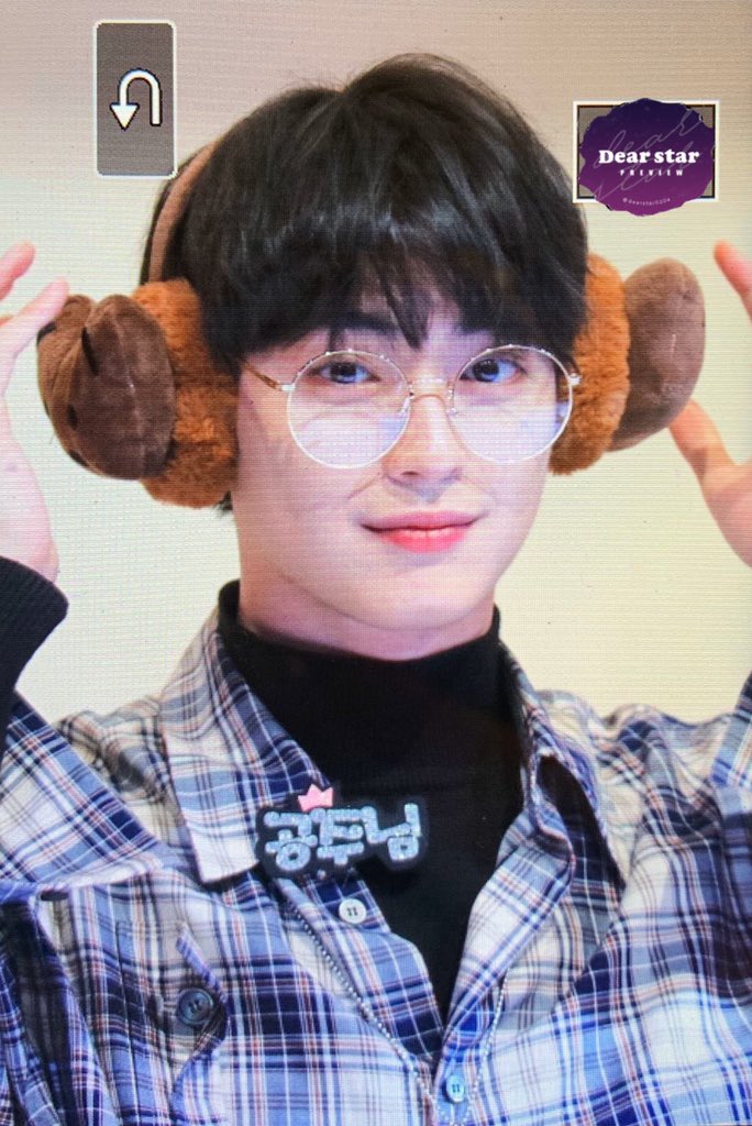 dearstar0204's tweet photo. 200104 팬미팅 4부 

내 존재의 이유는 너야🥰♥️

#신준섭 #준섭 https://t.co/bp8EKseOqy