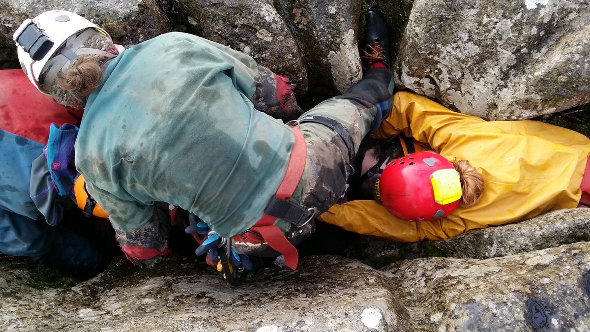 dalestraining's tweet image. looks like its going to be a Cavers First Aid course in Settle on the 11th 12th. Qual will cover ALL NGB requirements. dalestraining@gmail.com fir info. Attend 11th only get EFAW Qual.
@cncc_uk @iccc @YorkUniCavers @ariocaveproject @CaveLeaderJude @burnleycaving @IngleborougCave