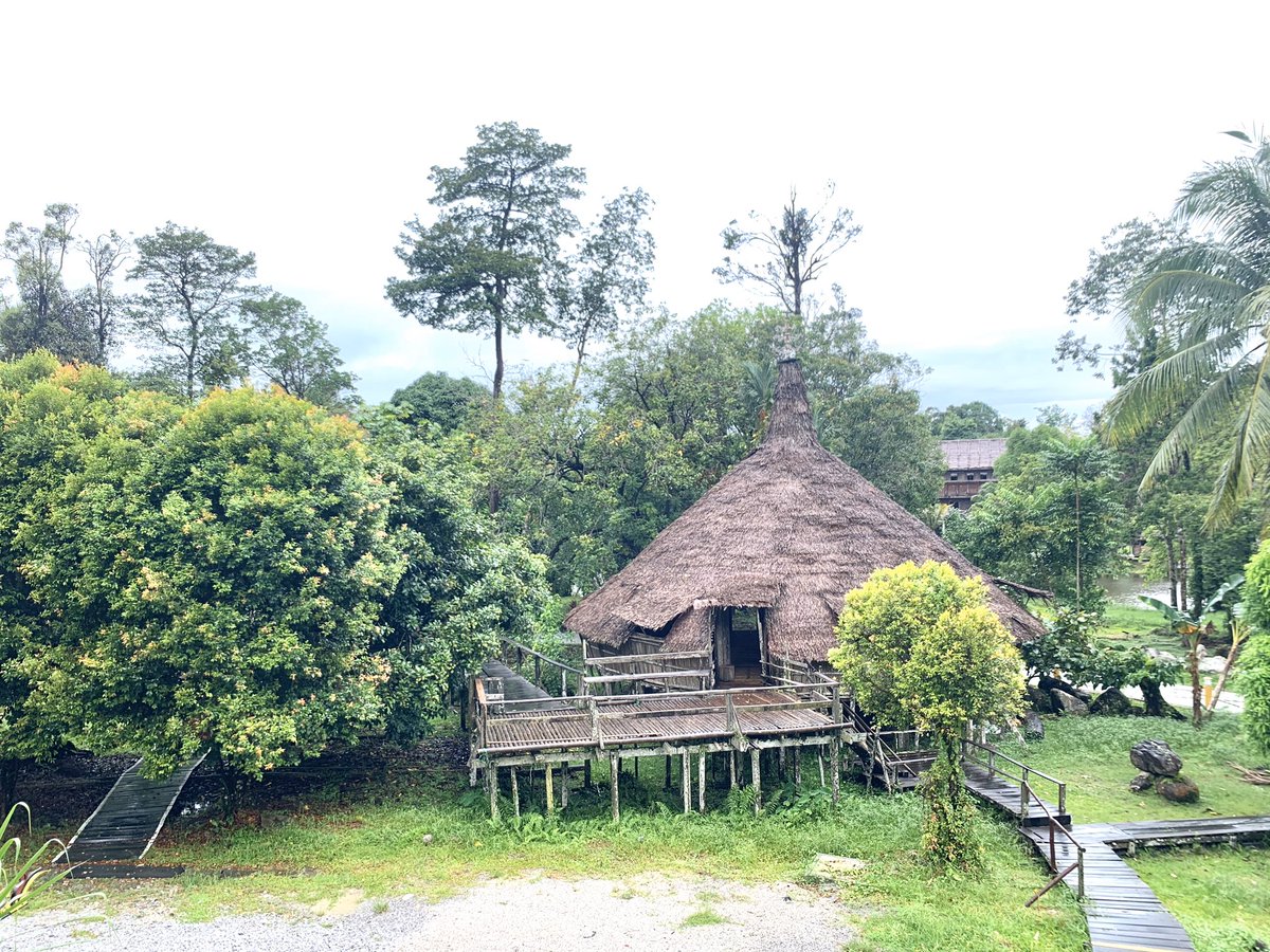 It’s really a fairyland on earth!
#旅行日記 #travel #旅行好きな人と繋がりたい #旅行好き #culturevillage #sarawakculturevillage #sarawak #Borneo #Borneolandscape