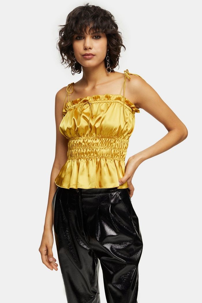Holishop1's tweet photo. That ruching detailing. 😍 

This stylish Ochre Ruched Sating Cami will pop against a black trouser.

https://t.co/XFQy56q1JE

#Holishop #Fashion #WinterFashion #CamiTop #FashionIdeas https://t.co/MKg6k4rqEg