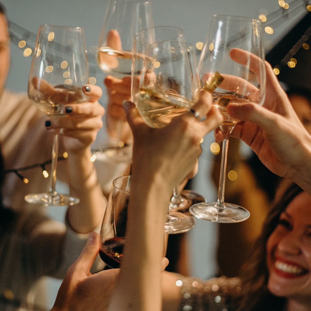 🎉 Did you and your workmates miss out on your Christmas party? Do you fancy some post-festive frolics? Well look no further, Bloom has it covered. For any occasion, any size and any excuse to party, we’re the experts in creating unforgettable experiences! buff.ly/2Ij56o8