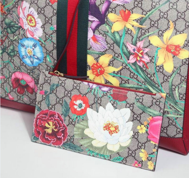 pk_collection's tweet photo. Gucci bags 
PVC+Leather
Size: 44-33-15 cm
#louisvuittonbags #guccibag #chanelbag #yeezy #lvbag #lvbags #bubbelue #mcqueen #pradabag     #handbag #bags #bag #gucci #yslbag #Balenciaga #fendi #fendibag #dior #YSL #hermes #DolceGabbana #LV #louisvuitton #chanel https://t.co/z0vCCFYcwa