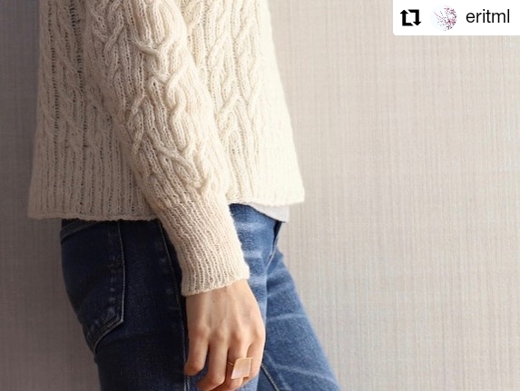 Yarnz_nl's tweet photo. Just a little longer to wait... Caroline Pullover will be released next Monday 🤩
Designed by Eri Shimizu in Nomadnoos Smooth Sartuul 💕
#CarolinePullover #Nomadnoos #Eritml #knitweardesign #knitting #strik #strikk #sticka #stricken #prjóna #tricot #tejer #tricotar #Yarnznl https://t.co/XveB5KdJ9i