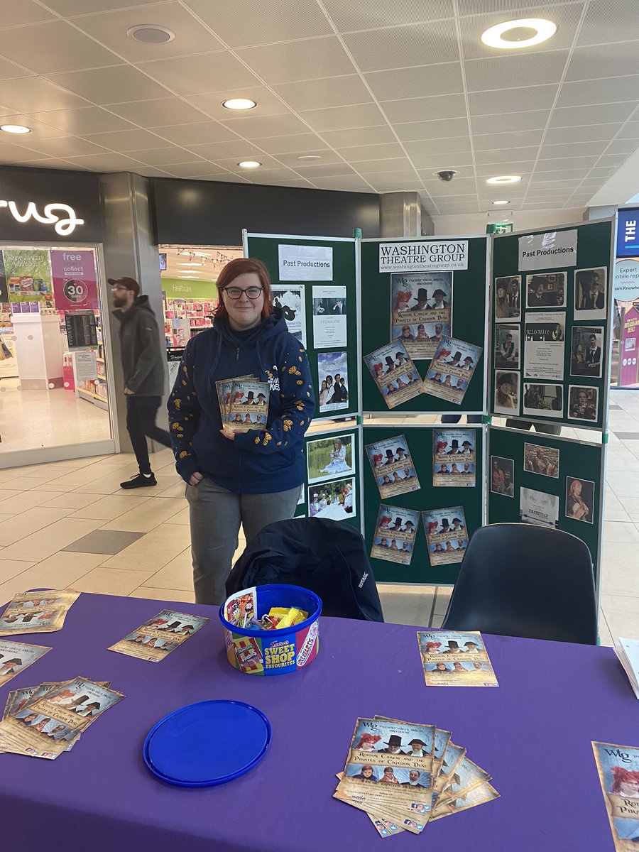 wtg_uk's tweet photo. We’re at the Galleries handing out fliers for our panto! Come and say hi and grab yourself a sweetie! 🍬🍬

📅 10th, 11th, 17th, 18th, 24th &amp; 25th January (more details at the link below!) 
🏤 @ArtsCtrWton 
🎟 https://t.co/7WGeuE1uUx 

#panto #netheatre https://t.co/fUijhHlrVU