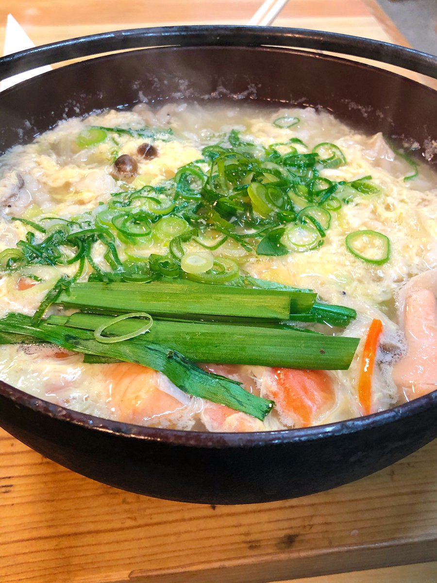 M 手打うどん よこた カニ玉雑炊鍋 これは美味い 蟹足3本に胴体も入ってました ちゃんと蟹の味してる ご飯に饂飩も入ってました最高 山かけ定食 釜飯ウマシ ੭ ੭ｶﾏｯﾃ 大変美味しくいただきましたオススメ 岡山県総社市井手１１３４ １１ 鍋