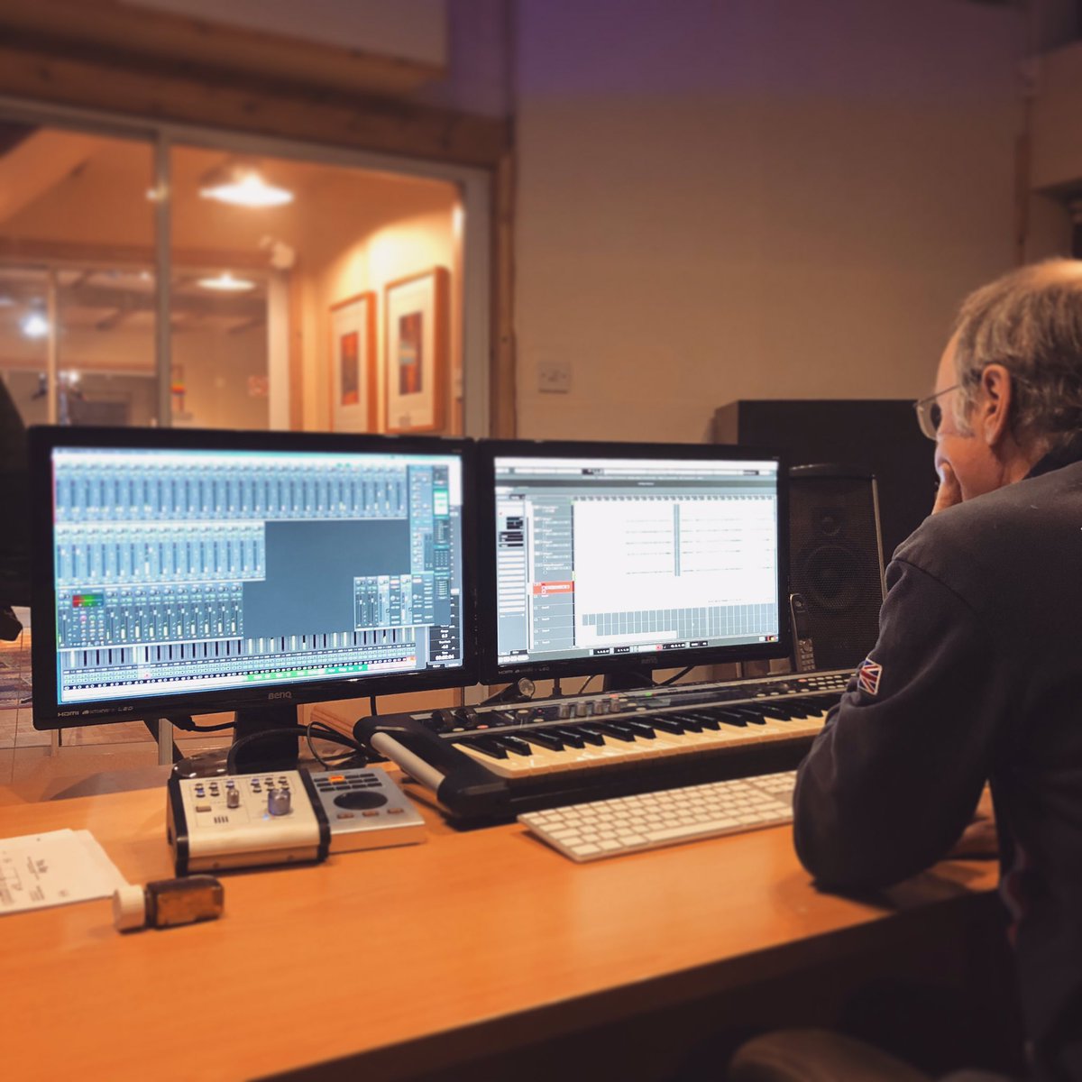 New Project❗️ 🎶
Please click here: gofundme.com/f/carol-wellfa…