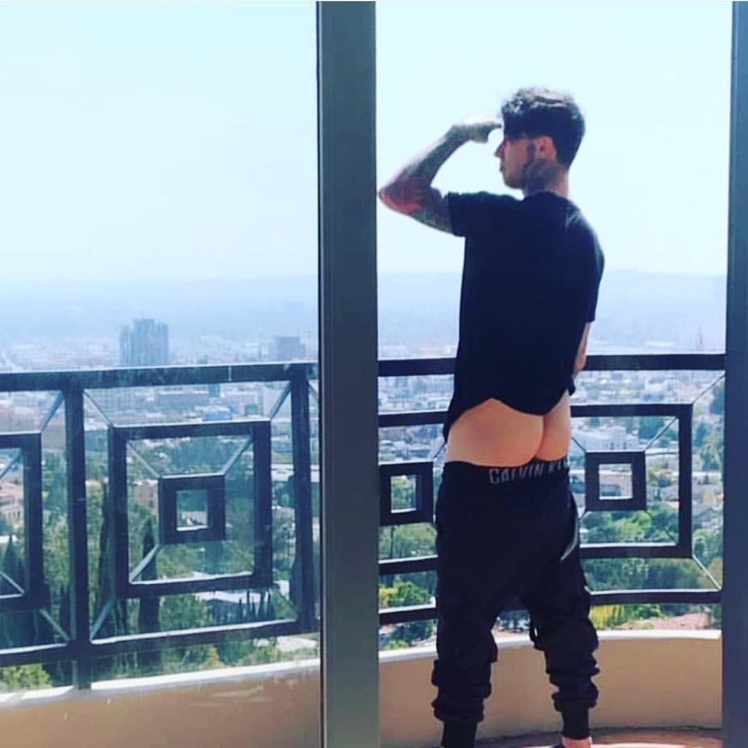 Y’all can kiss my indecisive ass.