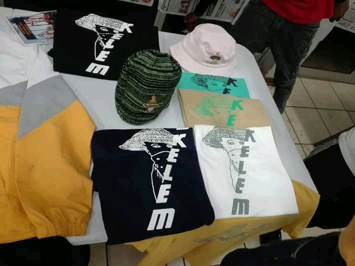 TshepoDesigner's tweet photo. @djsbu
#DJSBU

@skelem89

A Brand from the ghetto of Heidelberg Ratanda. Owned and founded by Isaac Hlalele. 💯🔥🔥🔥 https://t.co/VlW0veFXwZ