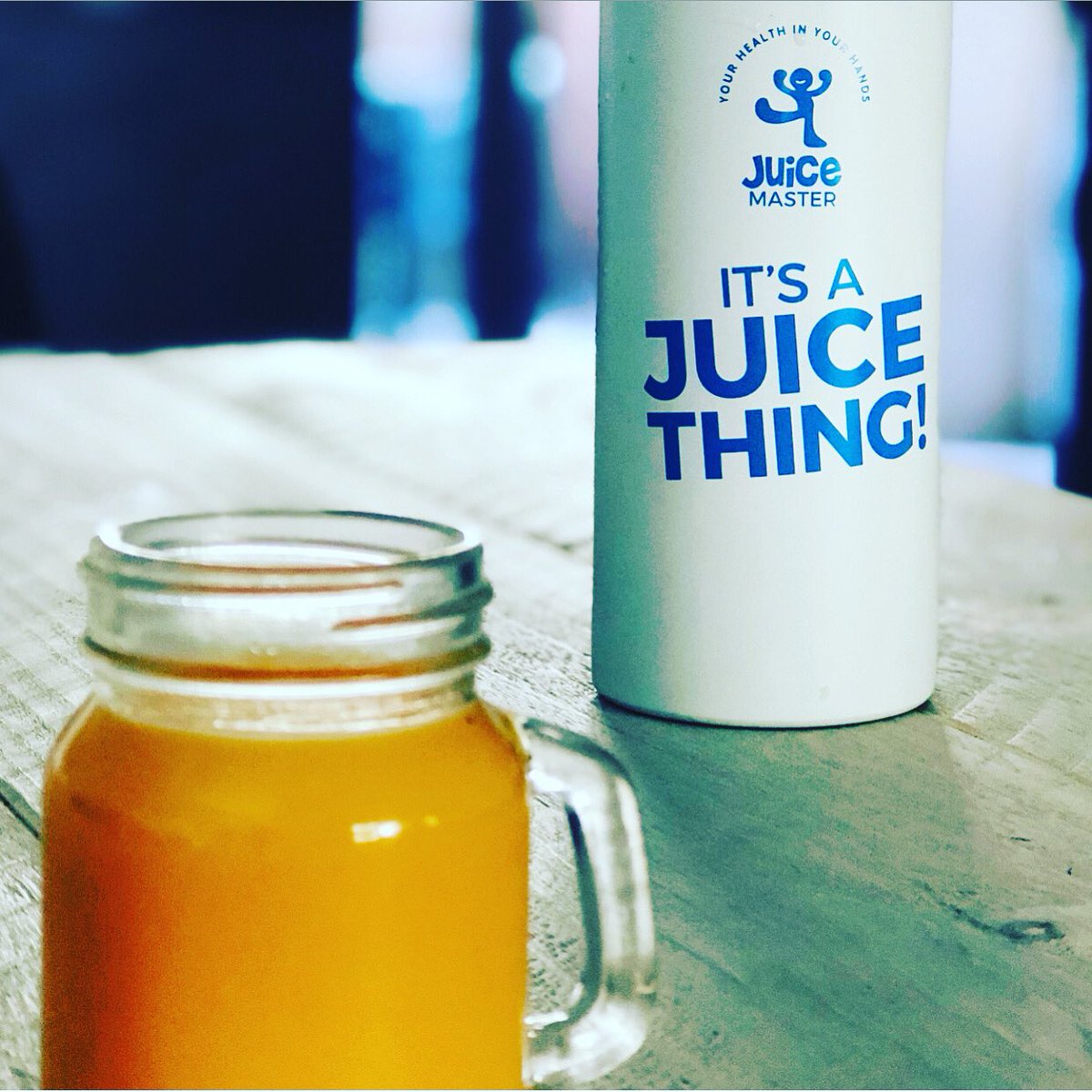 juicemaster's tweet photo. Got a cold 🥶? 

Try this juicy beauty!

2 Oranges 🍊
1/4 Pink Grapefruit 
1 lemon 🍋 
Large piece of ginger

Peel oranges and grapefruit but keep pith on. Juice ginger and lemon with skin on. Add hot water and honey 🍯 to raise the juicy game 👊🏼 https://t.co/qSOYKADdEh