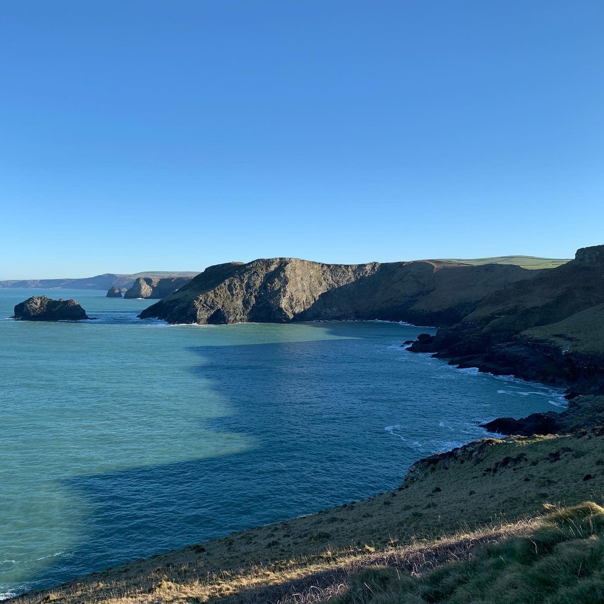WMWGrambler's tweet photo. WMWG’s recent New Year’s trio to Bude in Cornwall. Great company, weather and food....oh and walks too! For those that missed out see you on a walk soon! https://t.co/ZShKatIfNG