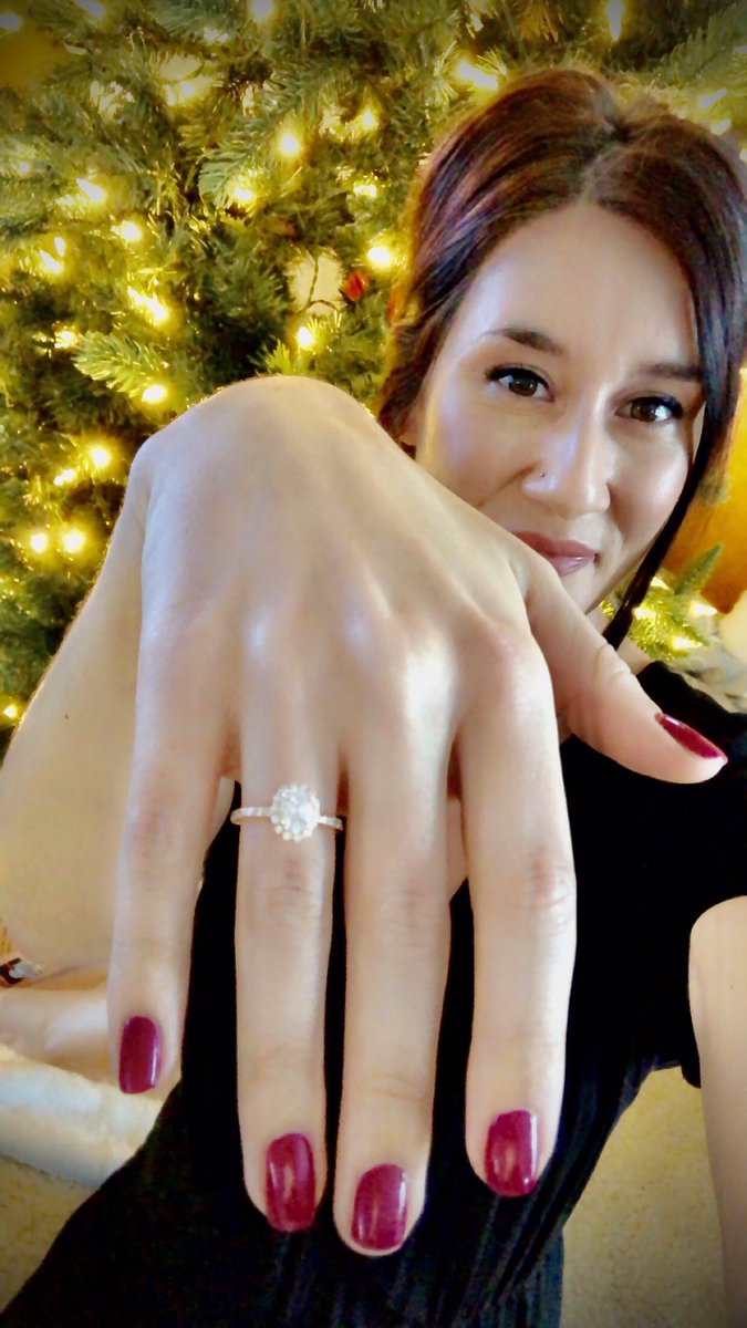 SilverSpring_GC's tweet image. Meet Megan! She’s our Sales and Event Manager, and she handles all things weddings 💒 Megan recently got engaged and, to celebrate her engagement, Silver Spring would like to have the ultimate #weddinggiveaway 💕Visit our Facebook page to learn more! #SilverSpringGolfClub #sayido